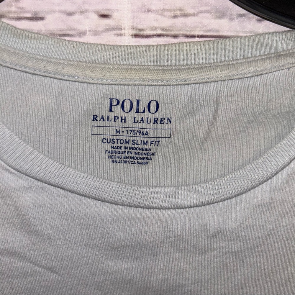 Ralph Lauren Polo Tshirt - Picture 2 of 3